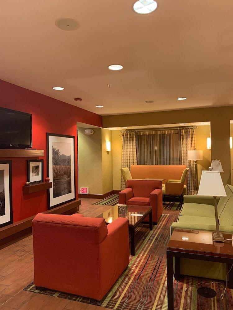 Hampton Inn Yorkville Eksteriør bilde