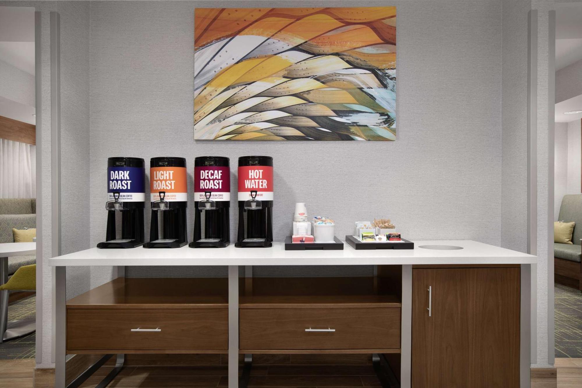 Hampton Inn Yorkville Eksteriør bilde