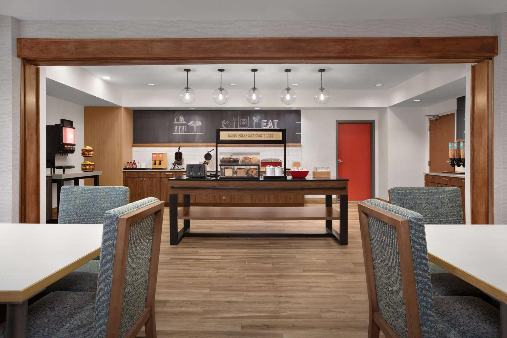 Hampton Inn Yorkville Eksteriør bilde